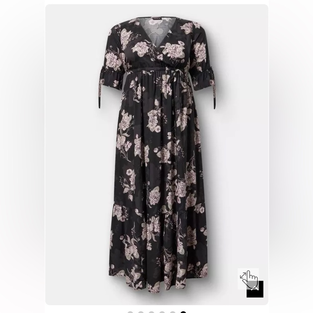 Torrid size 2 (18/20) NWT Floral Tie-Waist Black Maxi Dress